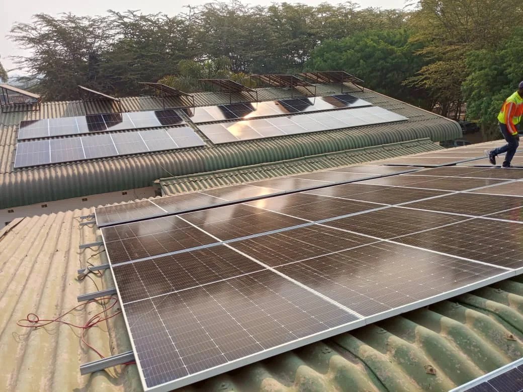 Commercial rooftop solar panel installation in Zimbabwe